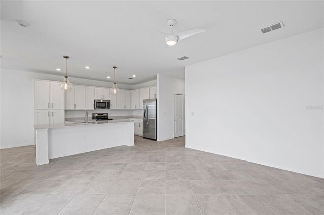 19140 SCALLOP LOOP 401, Bradenton, FL 34211