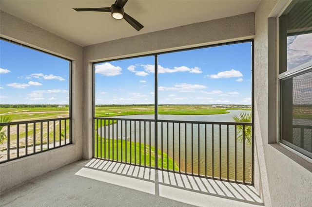 19140 SCALLOP LOOP 401, Bradenton, FL 34211