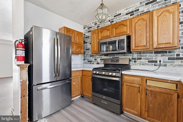 22 TERRACE AVE, Camden, NJ 08105