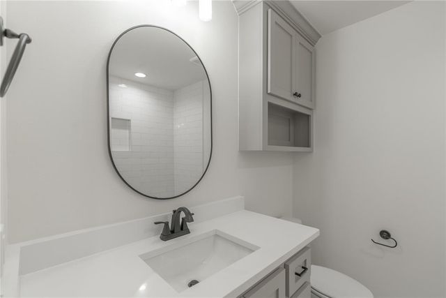 712 Cedar Hill Way, Washington, OK 73093