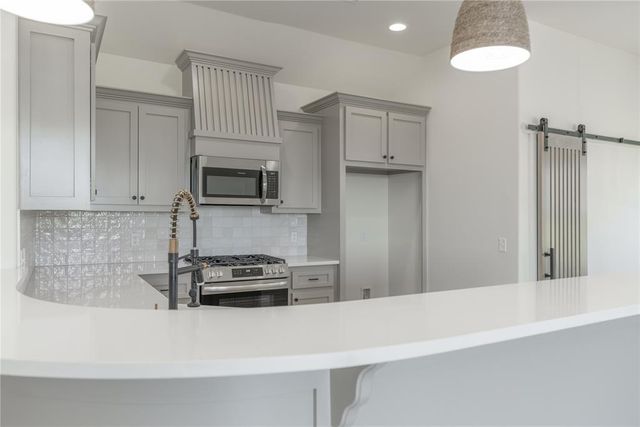 712 Cedar Hill Way, Washington, OK 73093