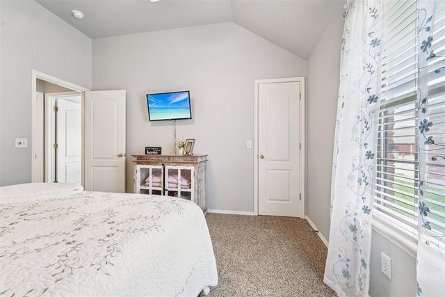 10608 S Linn Avenue, Oklahoma City, OK 73170