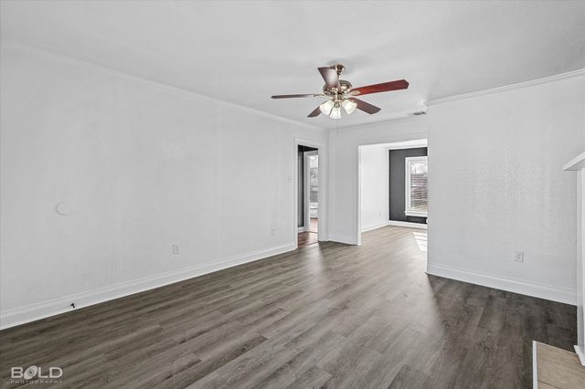 2400 Broadway Drive, Bossier City, LA 71111