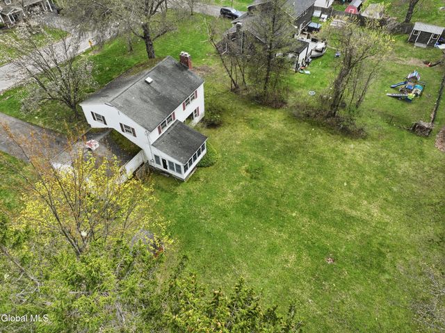 98 W Saint Stephens Lane, Glenville, NY 12302