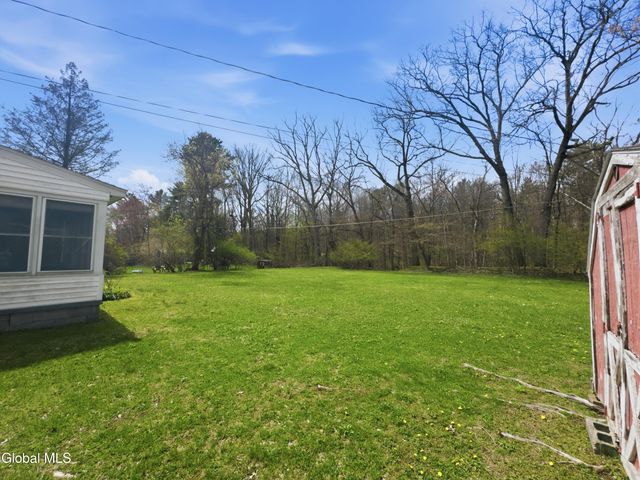 98 W Saint Stephens Lane, Glenville, NY 12302