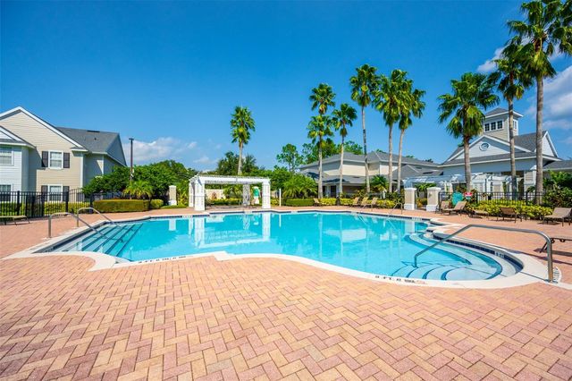 143 SOUTHERN PECAN CIRCLE 206, Winter Garden, FL 34787
