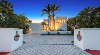 360 N WASHINGTON DRIVE, Sarasota, FL 34236