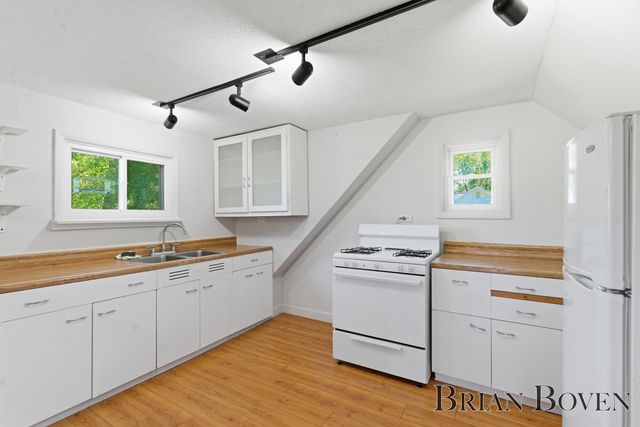 6480 Belmont Avenue NE, Belmont, MI 49306