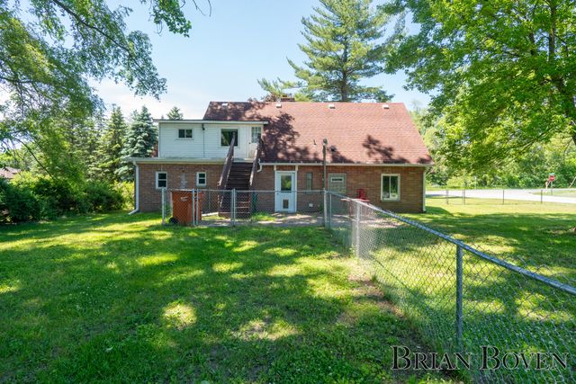 6480 Belmont Avenue NE, Belmont, MI 49306