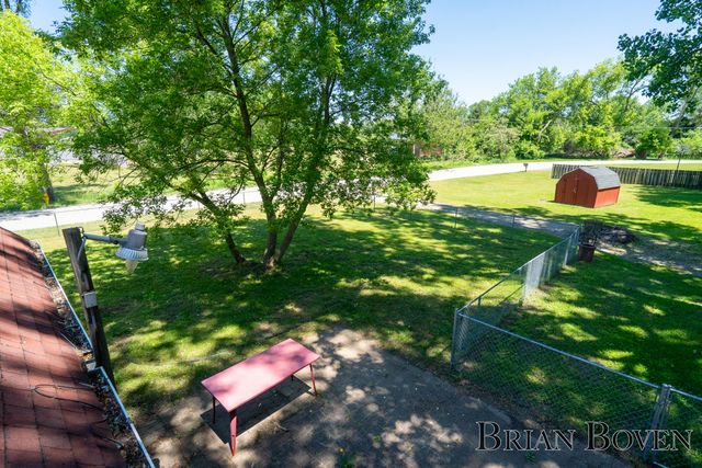 6480 Belmont Avenue NE, Belmont, MI 49306