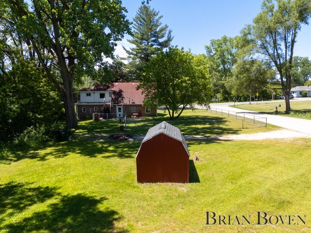 6480 Belmont Avenue NE, Belmont, MI 49306