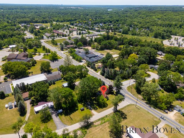6480 Belmont Avenue NE, Belmont, MI 49306