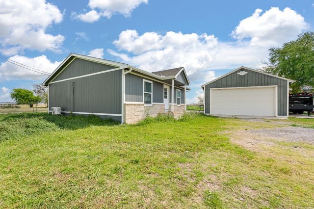 5808 Martin Creek Drive, Joshua, TX 76058