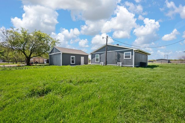 5808 Martin Creek Drive, Joshua, TX 76058