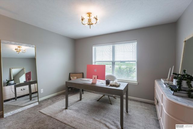 20459 E Street, Omaha, NE 68022