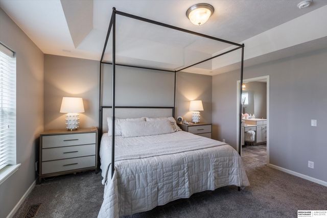 20459 E Street, Omaha, NE 68022