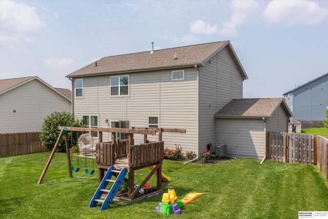 20459 E Street, Omaha, NE 68022