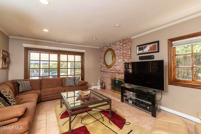 22312 Mobile Street, Woodland Hills, CA 91303