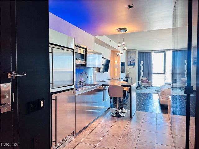 4381 West Flamingo Road 1204, Las Vegas, NV 89103