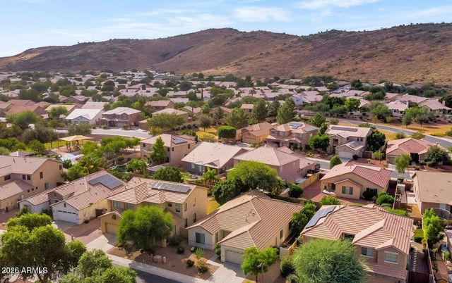 6013 W PARK VIEW Lane, Glendale, AZ 85310