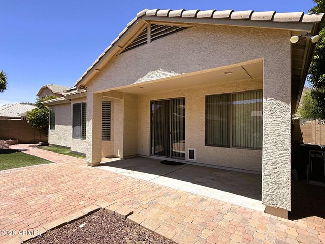 6013 W PARK VIEW Lane, Glendale, AZ 85310