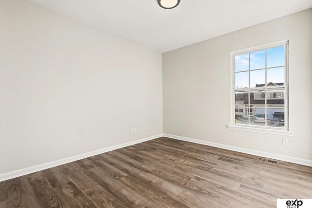 8920 Read Street, Omaha, NE 68122