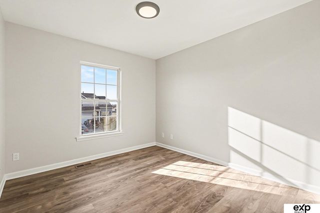 8920 Read Street, Omaha, NE 68122