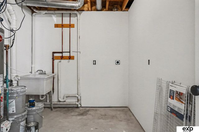 8920 Read Street, Omaha, NE 68122