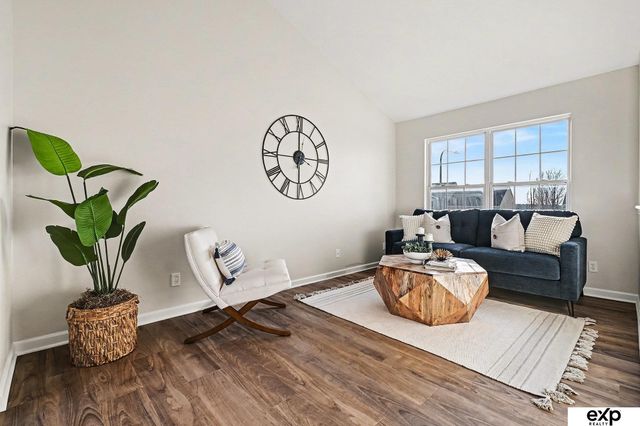 8920 Read Street, Omaha, NE 68122