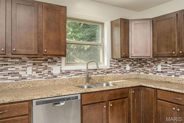 1102 Marathon Drive, Foristell, MO 63348