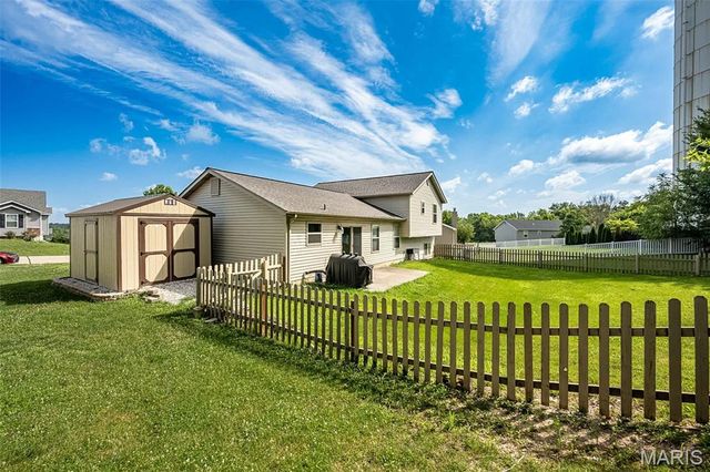1102 Marathon Drive, Foristell, MO 63348