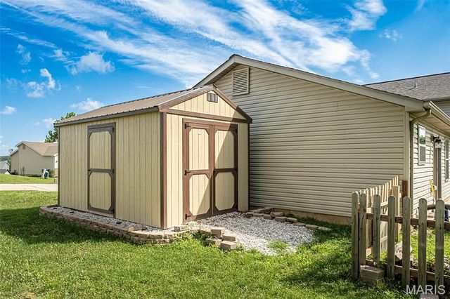 1102 Marathon Drive, Foristell, MO 63348