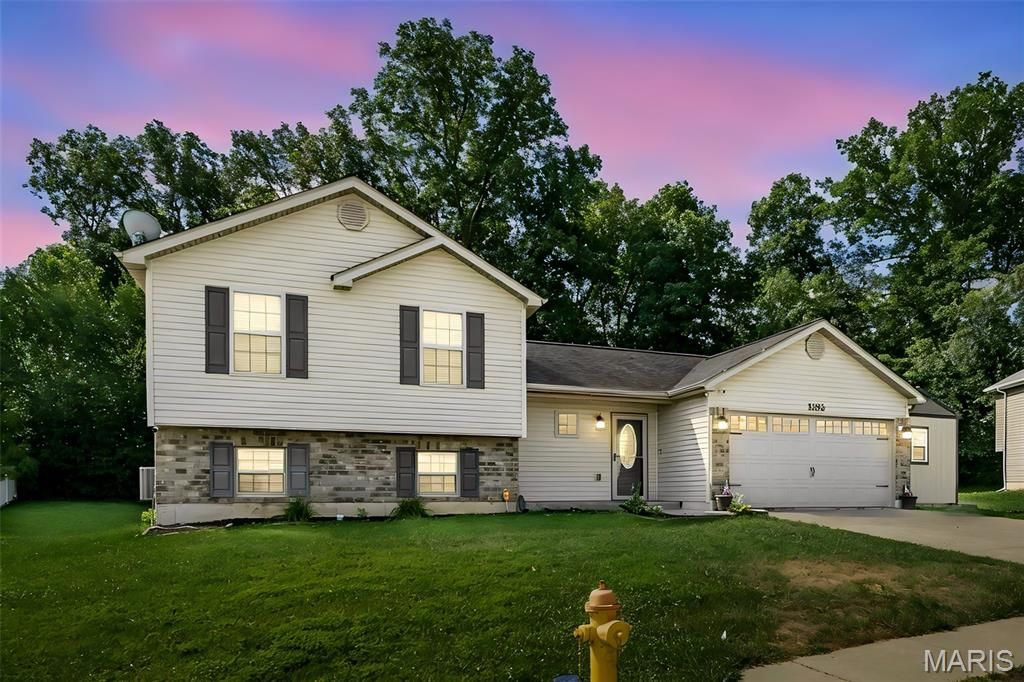 1102 Marathon Drive, Foristell, MO 63348