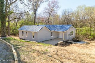 1829 Amherst Rd, Knoxville, TN 37909