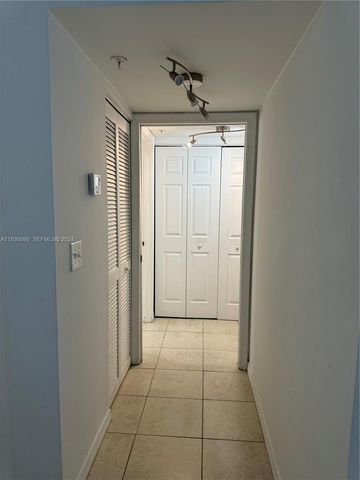 720 SW 111th Avenue 307, Pembroke Pines, FL 33025