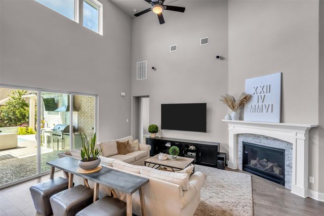 18 Botanical Vista Drive, Tomball, TX 77375