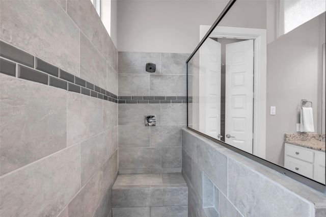 18 Botanical Vista Drive, Tomball, TX 77375