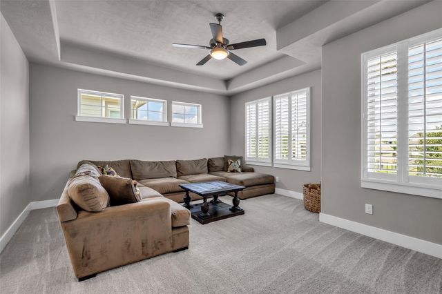 18 Botanical Vista Drive, Tomball, TX 77375