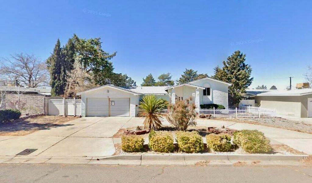 1601 FIGUEROA Drive NE, Albuquerque, NM 87112