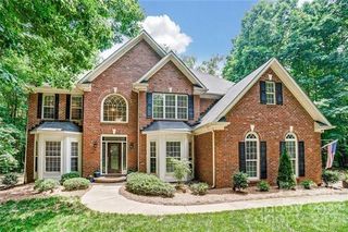 6025 Oakridge Court, Matthews, NC 28104