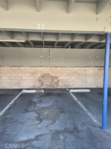 1107 W Memory Lane 6C, Santa Ana, CA 92706