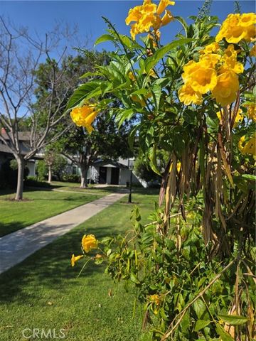 1107 W Memory Lane 6C, Santa Ana, CA 92706