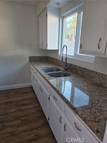 1107 W Memory Lane 6C, Santa Ana, CA 92706