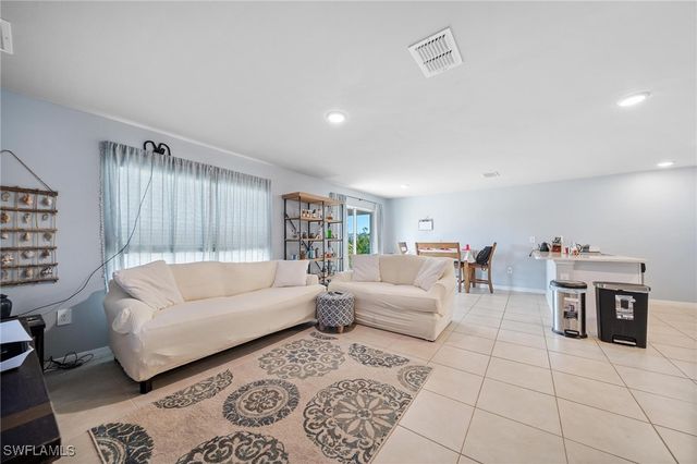 5013 Pinetree CIR, Labelle, FL 33935