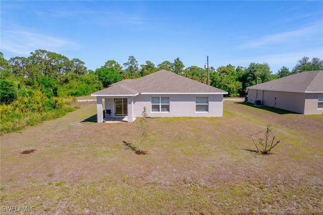 5013 Pinetree CIR, Labelle, FL 33935