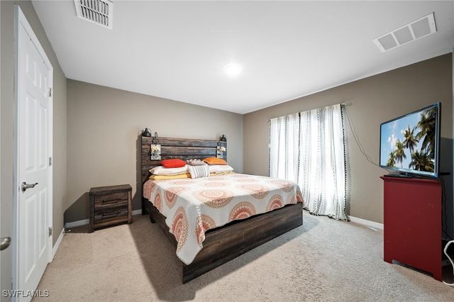 5013 Pinetree CIR, Labelle, FL 33935