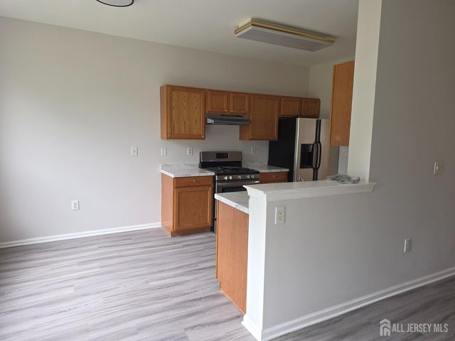 12 Gallop Lane, Franklin, NJ 08873
