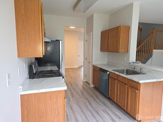 12 Gallop Lane, Franklin, NJ 08873