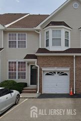 12 Gallop Lane, Franklin, NJ 08873