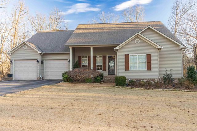 47 FAIRWAY PLACE PL, Selmer, TN 38375